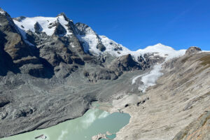 der schmelzende Gletscher der PASTERZE am Großglockner am 23.09.2021, Foto GOEDE